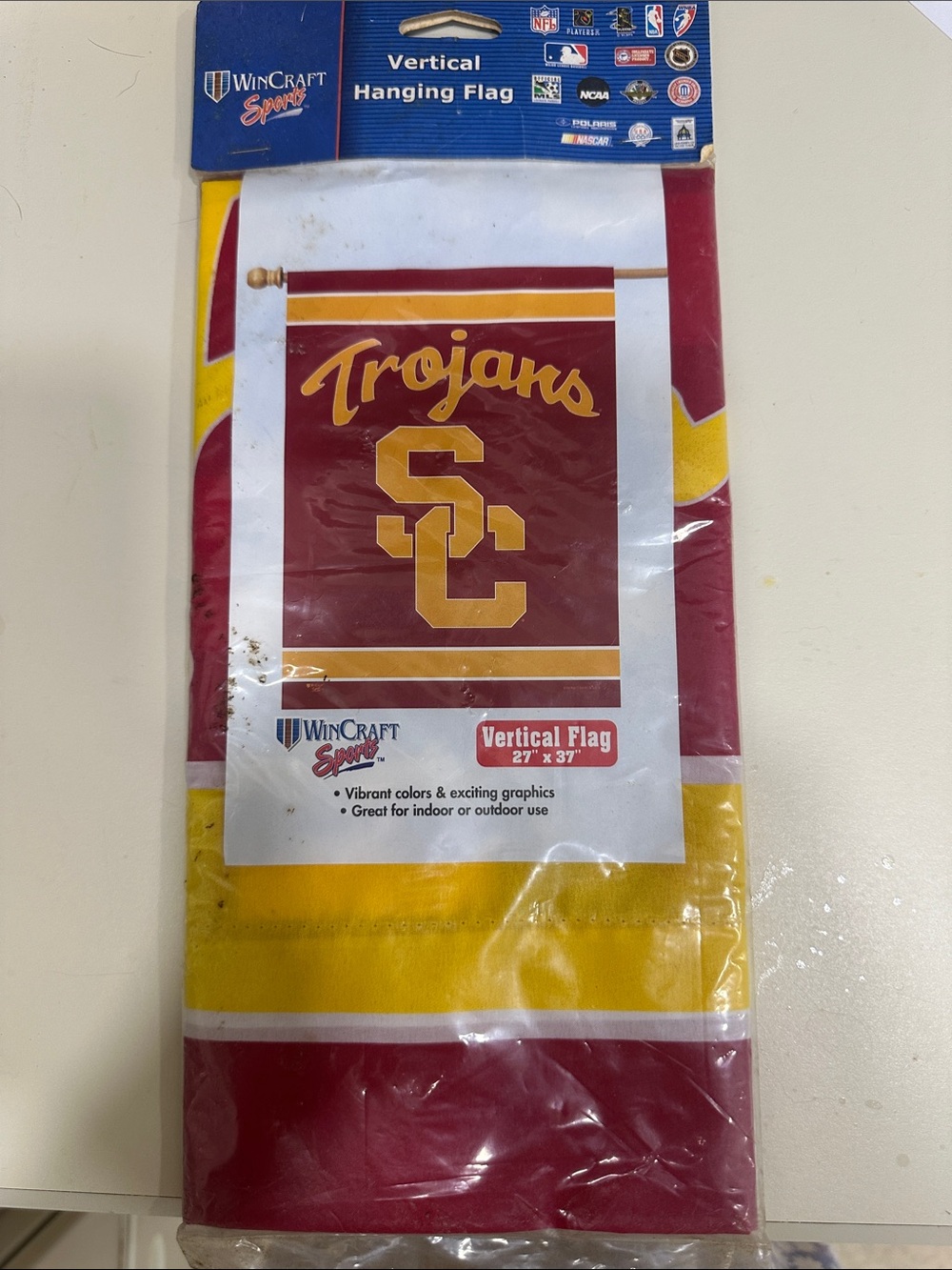 Wincraft Trojans Vertical Hanging Flag - Cardinal, Gold & White